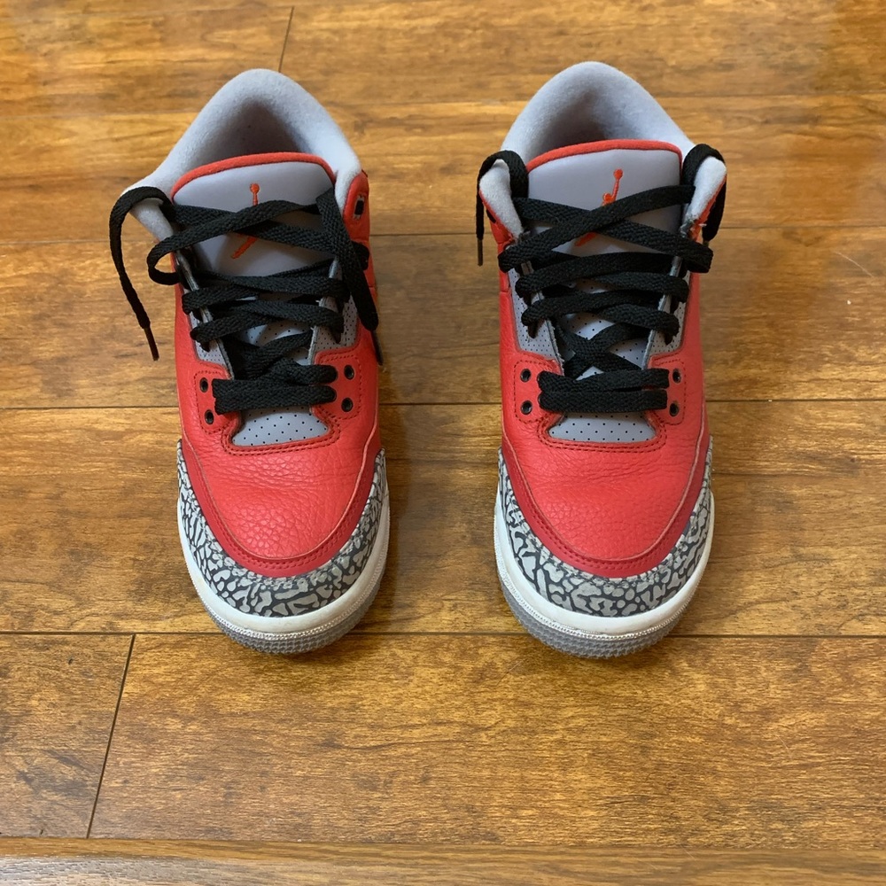 Air Jordan 3s Retro SE Unite 2020, Men’s size 7 / Woman’s size 8.5.
